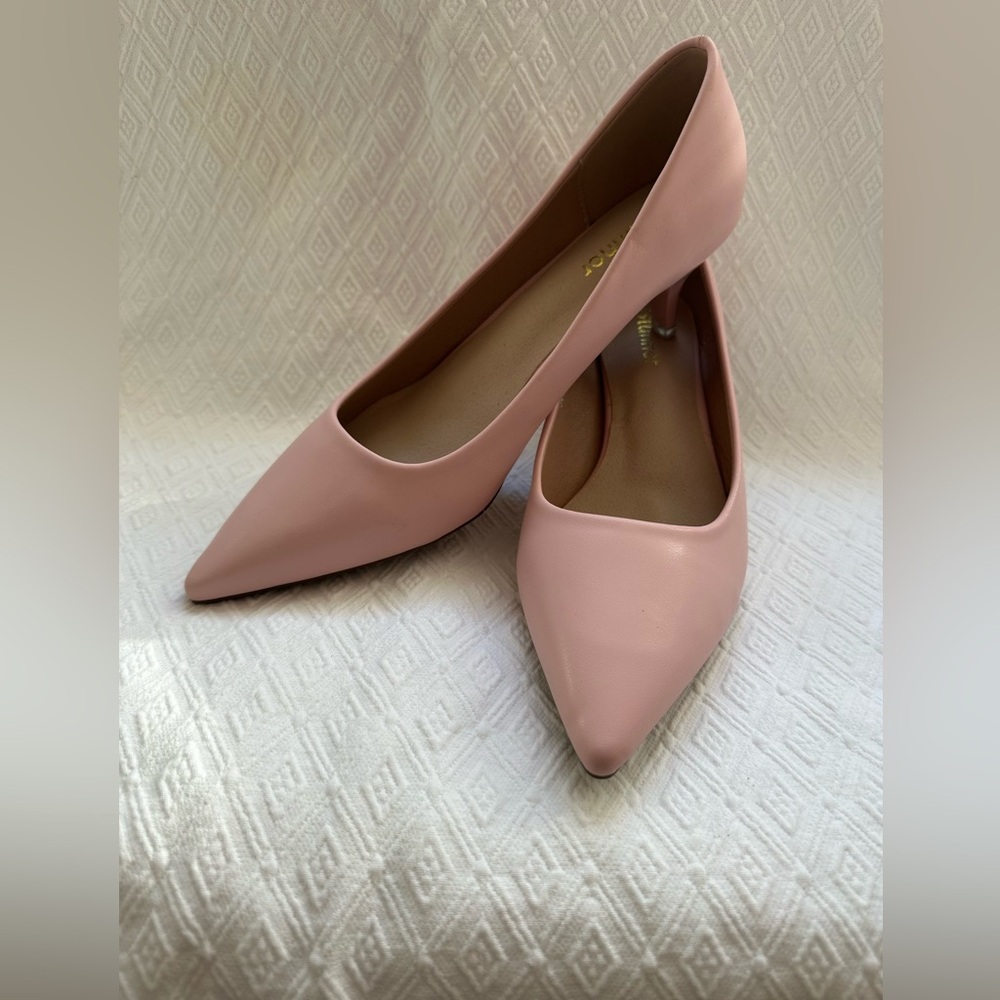 Chic Pink Heels - Picture 15 of 16